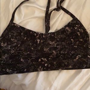 Lululemon sports bra